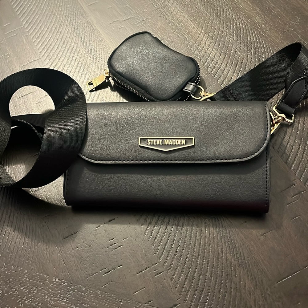Steve Madden Crossbody bag